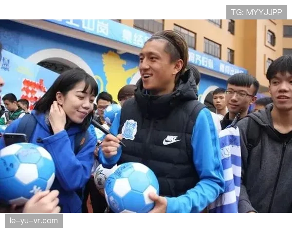 广州队重返中超开启新征程，球迷期待再展雄风