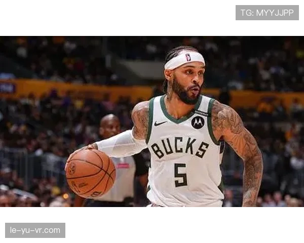 加里·特伦特无球跑动制造空位，三分效率领跑后卫群